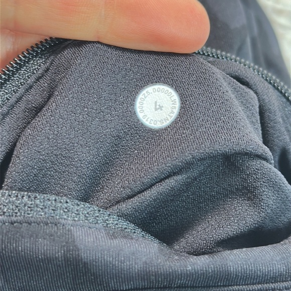 Lululemon Pace Rival Crop *22" Formation Camo Deep Coal Multi / Black - Picture 5 of 7